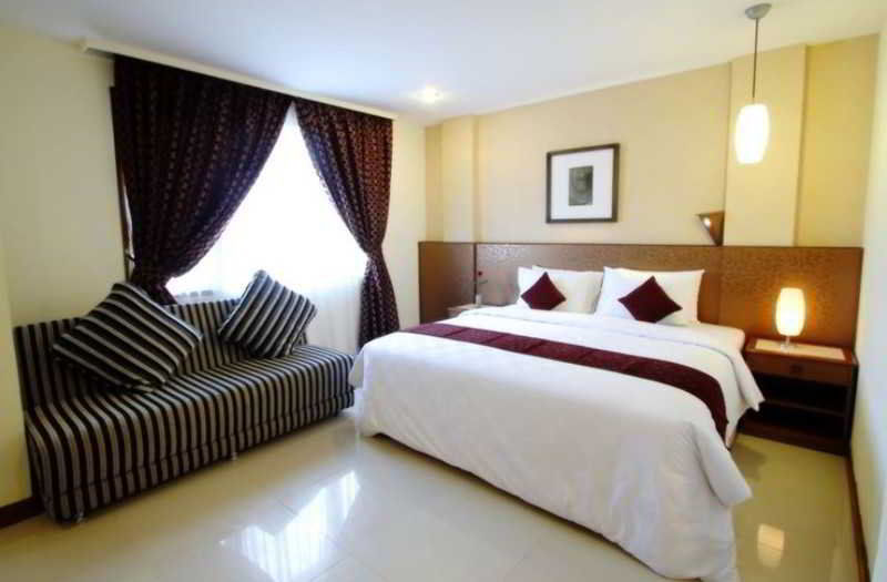 Ohana Hotel Kuta Kuta Lombok Exterior foto